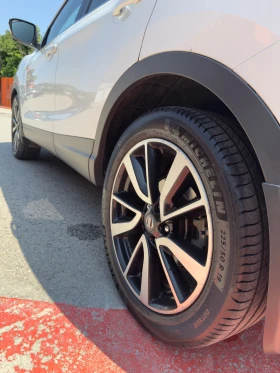 Nissan Qashqai Tekna 1.6D , снимка 6