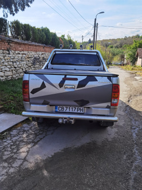 Toyota Hilux, снимка 2