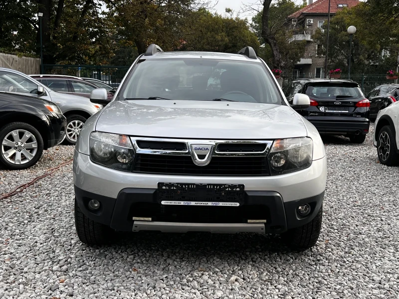 Dacia Duster 1.6i 105k.c. - 4X4 - ОТЛИЧНО СЪСТЯНИЕ!, снимка 2 - Автомобили и джипове - 47459945