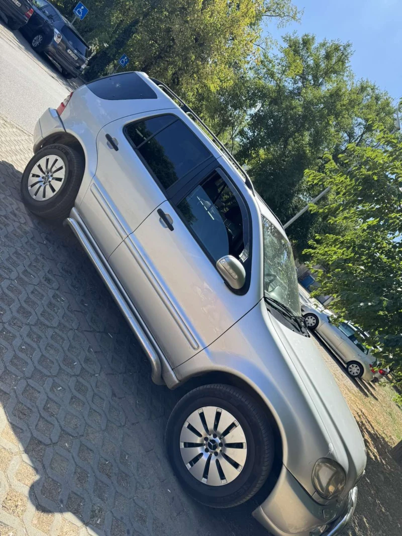 Mercedes-Benz ML 270, снимка 3 - Автомобили и джипове - 52711311