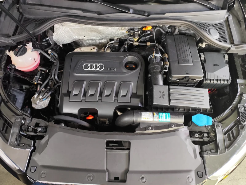 Audi Q3 2.0TDI 140 ps, снимка 16 - Автомобили и джипове - 51809830