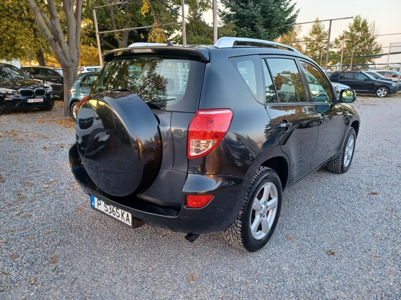 Toyota Rav4 2.2-136D4D! 4Х4! НАВИГАЦИЯ! КАМЕРА!, снимка 4 - Автомобили и джипове - 52089332