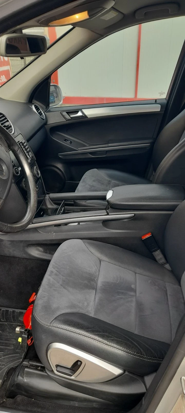 Mercedes-Benz ML 320, снимка 2 - Автомобили и джипове - 53777202