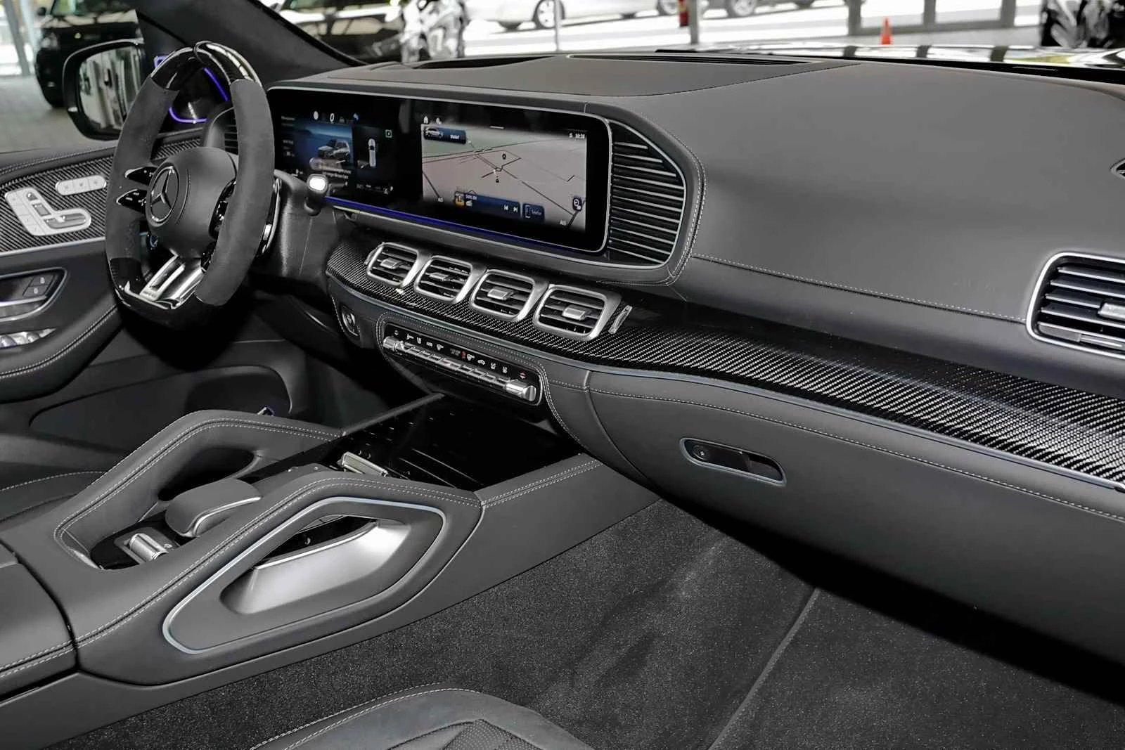 Mercedes-Benz GLS 63 AMG 4Matic+ = Premium Plus= Гаранция - изображение 8