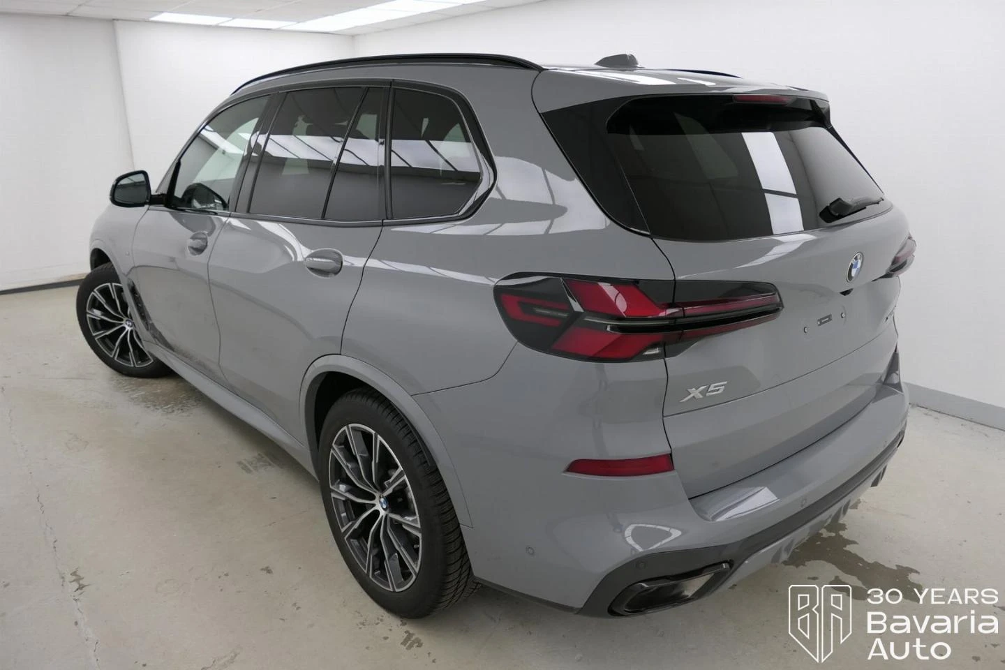 BMW X5 30d xDrive M Sport Paket Individual - изображение 2