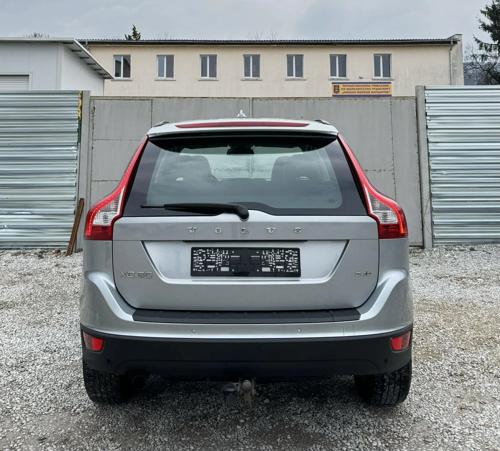 Volvo XC60 АВТОМАТ* ПАРКТРОНИК , снимка 13 - Автомобили и джипове - 53968510