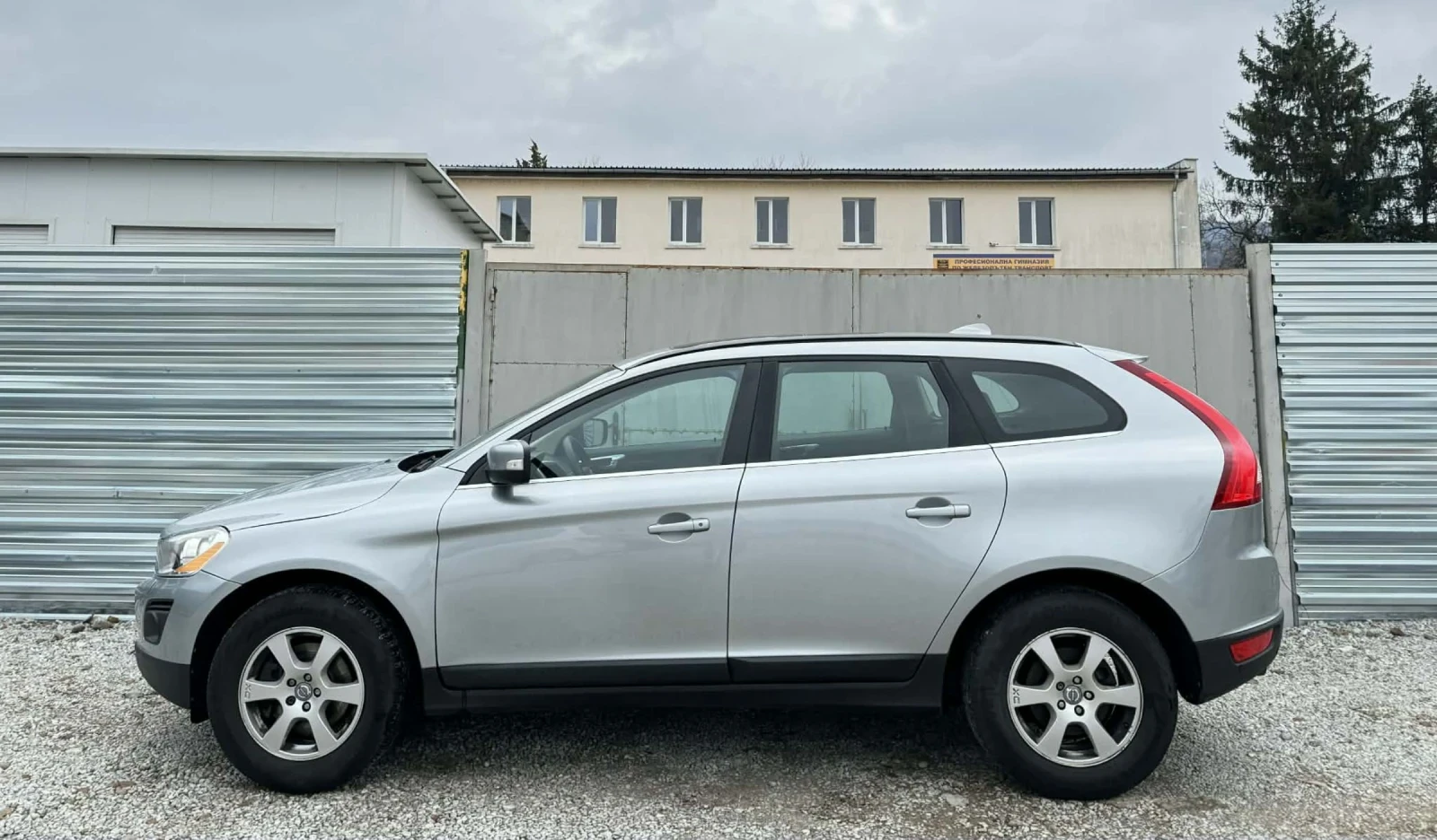 Volvo XC60 АВТОМАТ* ПАРКТРОНИК , снимка 7 - Автомобили и джипове - 53968510