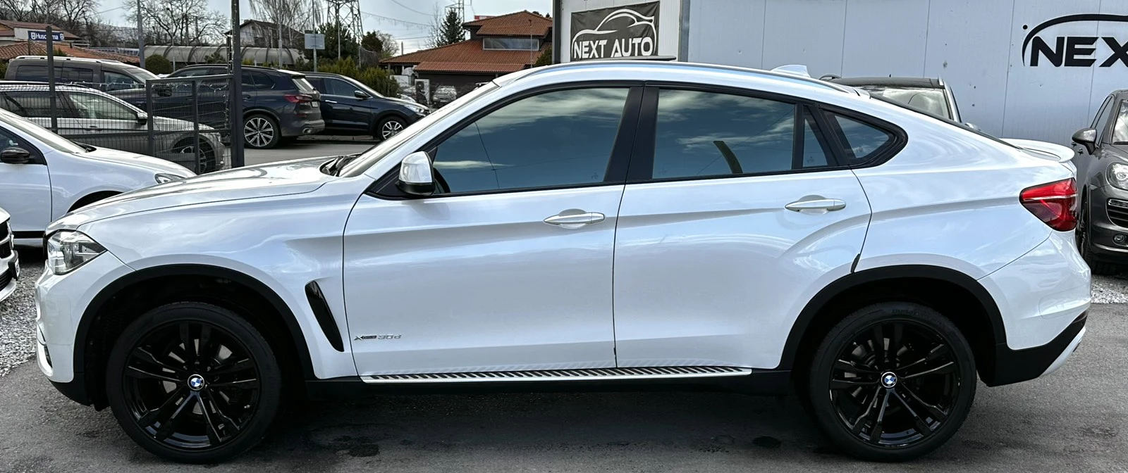BMW X6 3.0D 258HP M PACK HUD HARMAN/KARDON ШИБЕДАХ, снимка 8 - Автомобили и джипове - 53988457
