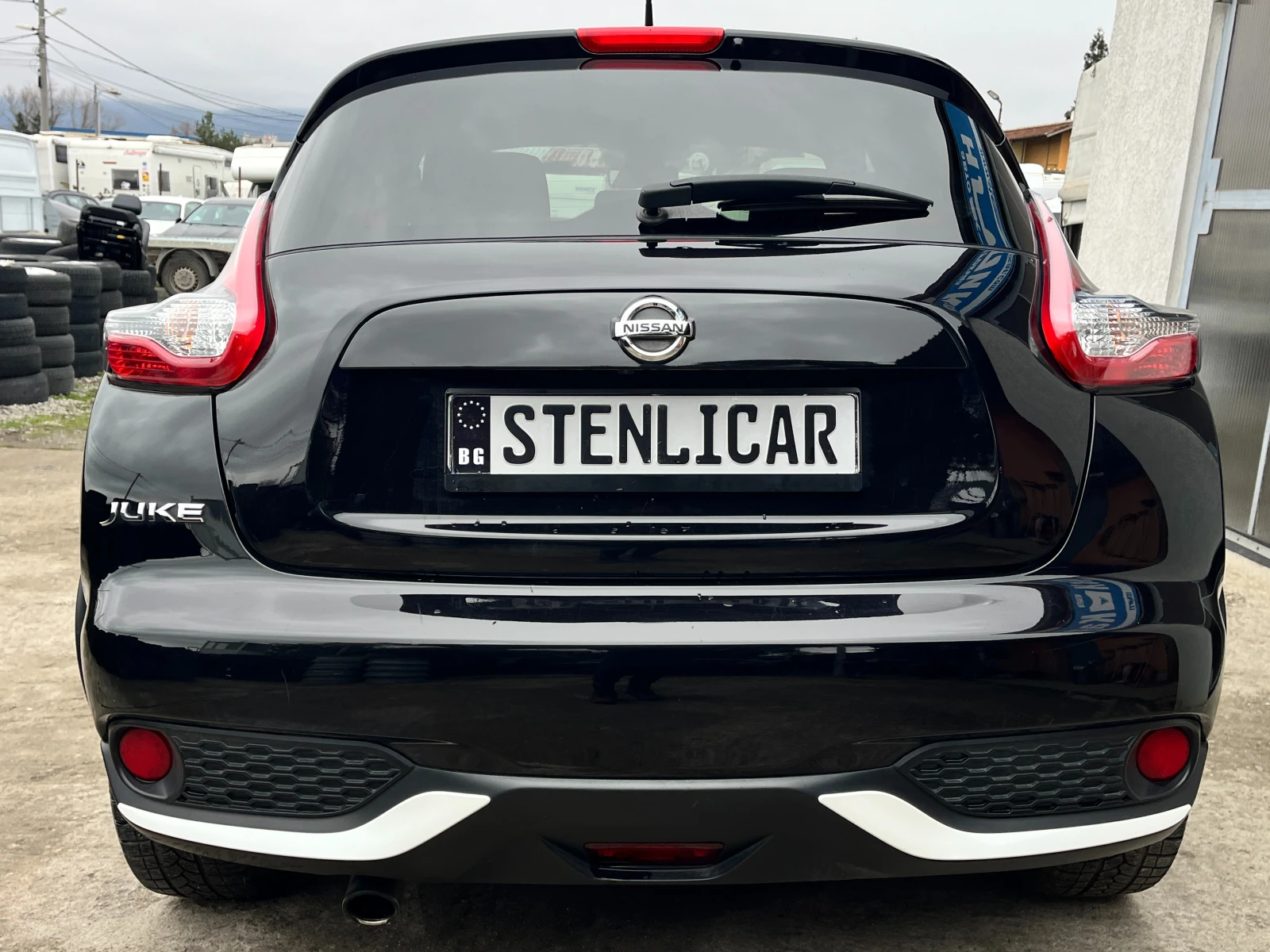 Nissan Juke 1.6i-4X4-TEKNA Edition, снимка 7 - Автомобили и джипове - 54047327