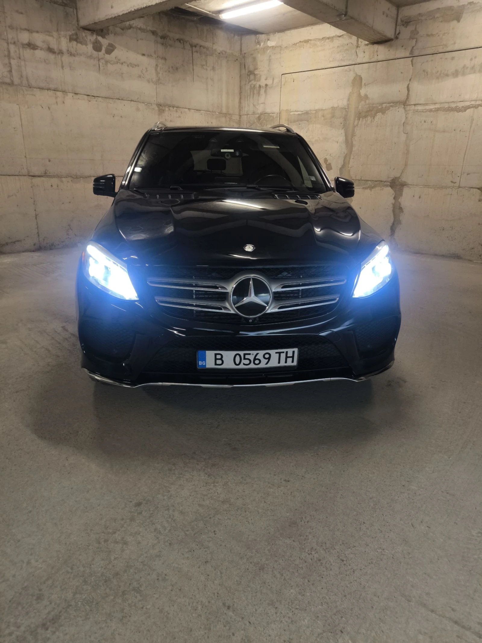 Mercedes-Benz GLE 350 AMG Optic, снимка 2 - Автомобили и джипове - 54200522