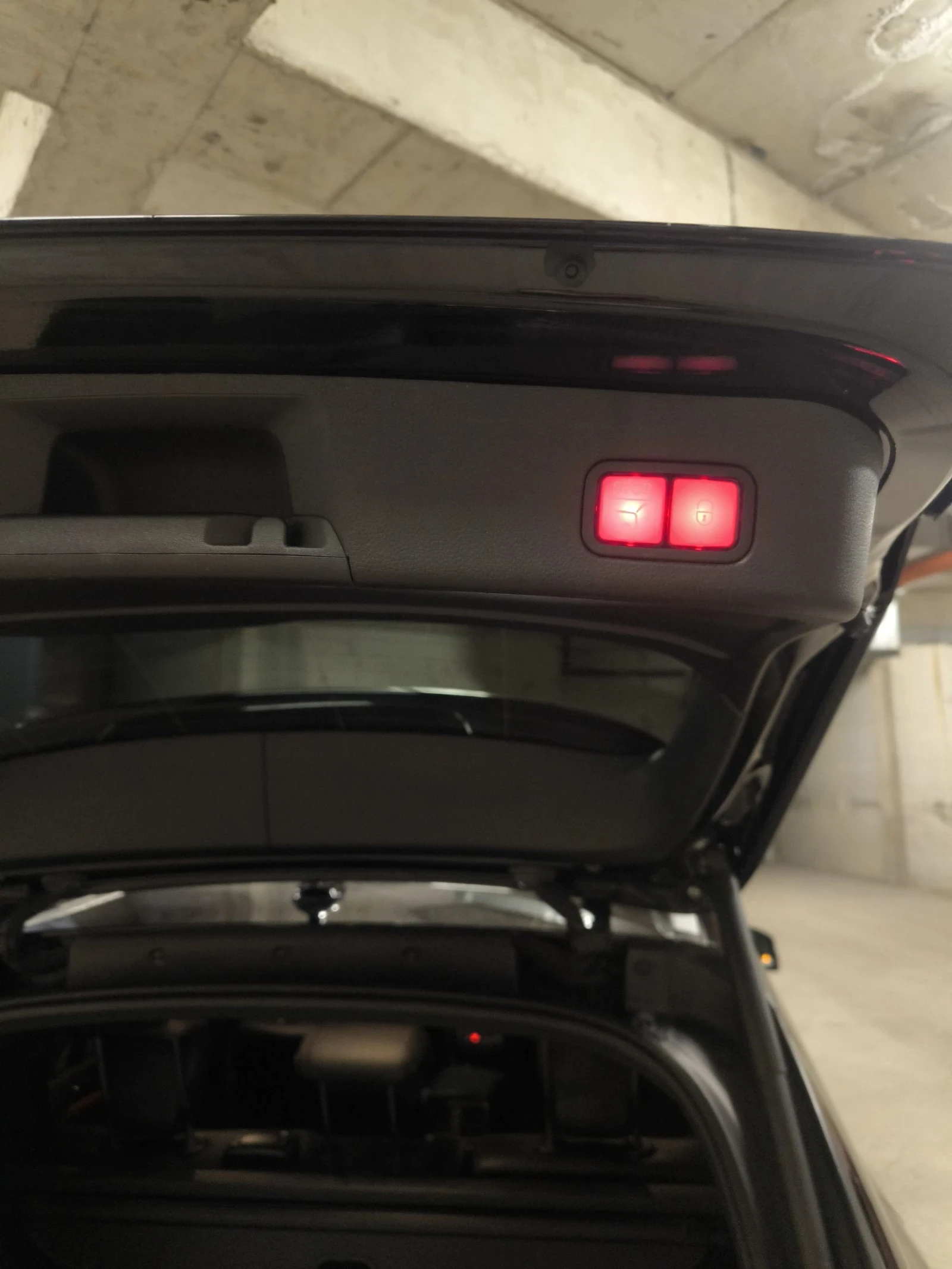 Mercedes-Benz GLE 350 AMG Optic, снимка 12 - Автомобили и джипове - 54200522