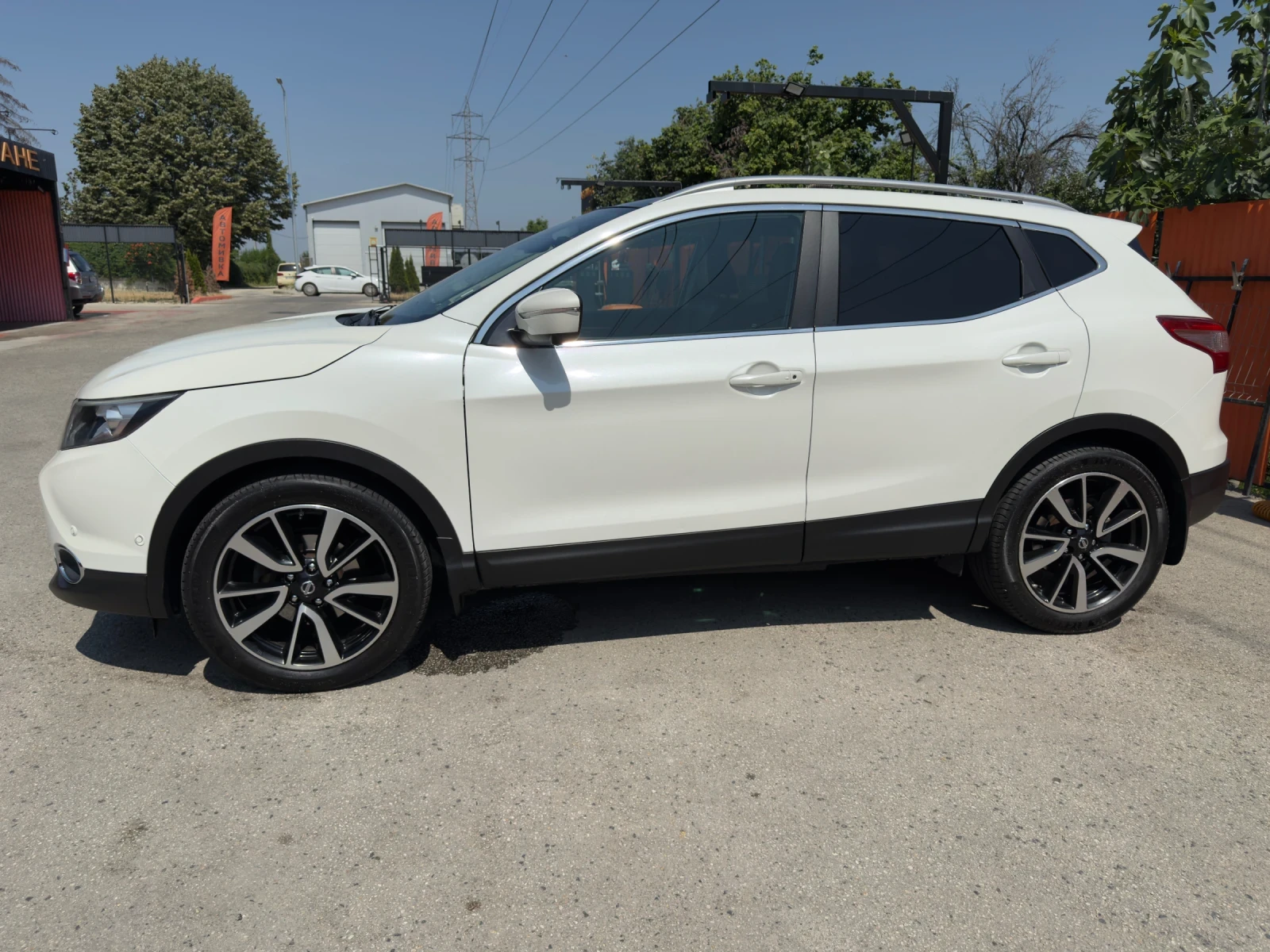 Nissan Qashqai Tekna 1.6D , снимка 5 - Автомобили и джипове - 54290045