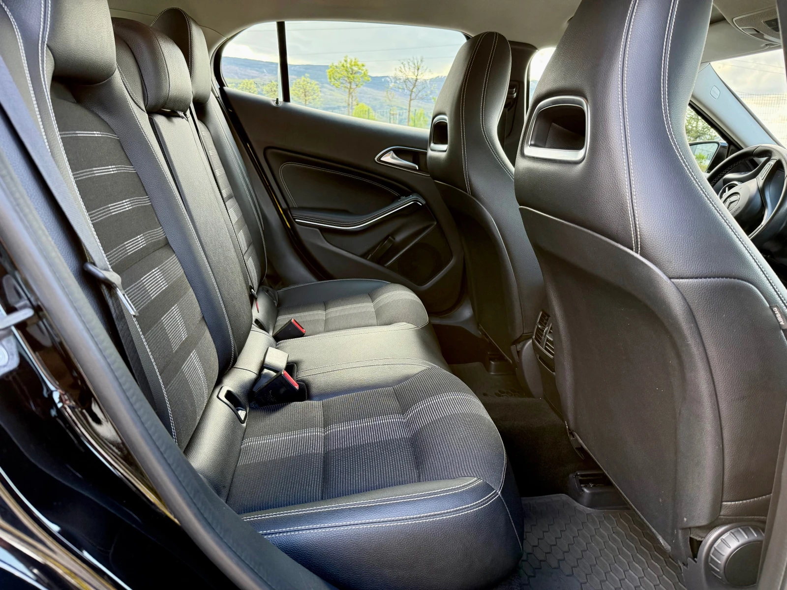 Mercedes-Benz GLA 200 CDI 4-MATIC ��� ��������� ! | Mobile.bg � ����������� 9