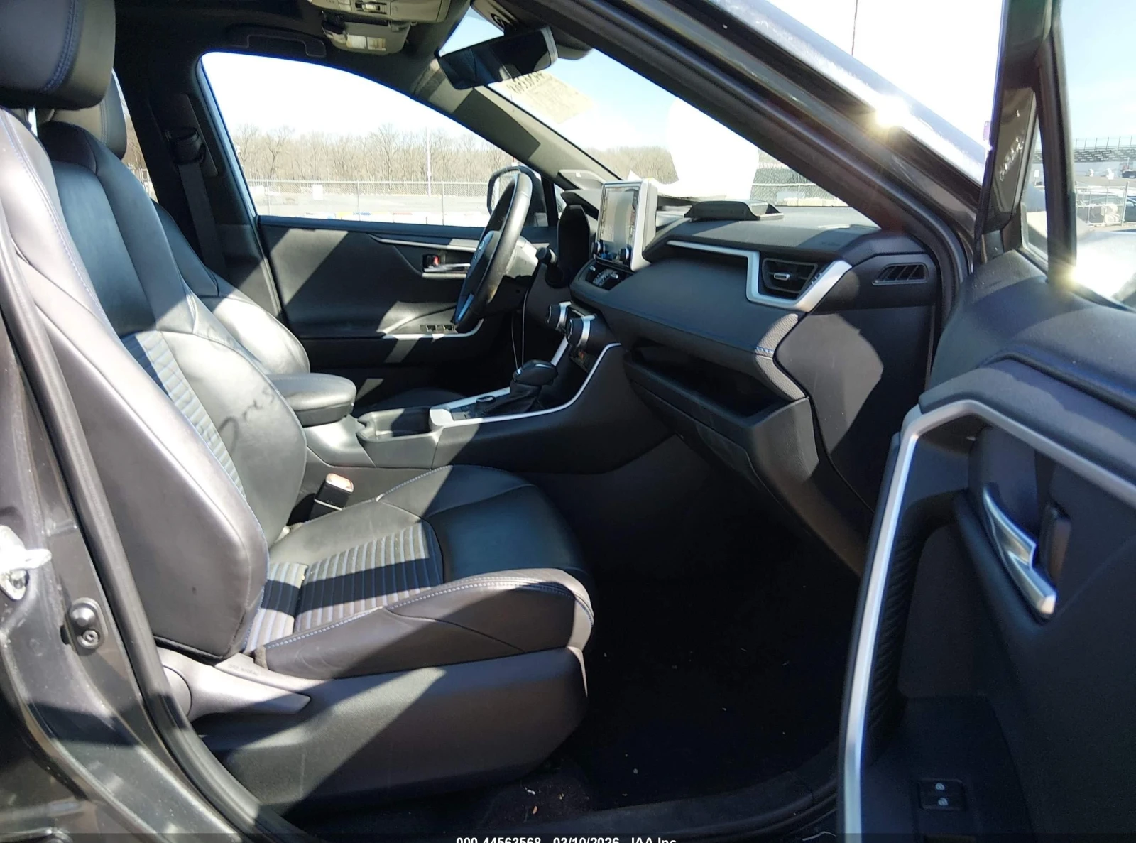 Toyota Rav4, снимка 5 - Автомобили и джипове - 54409427