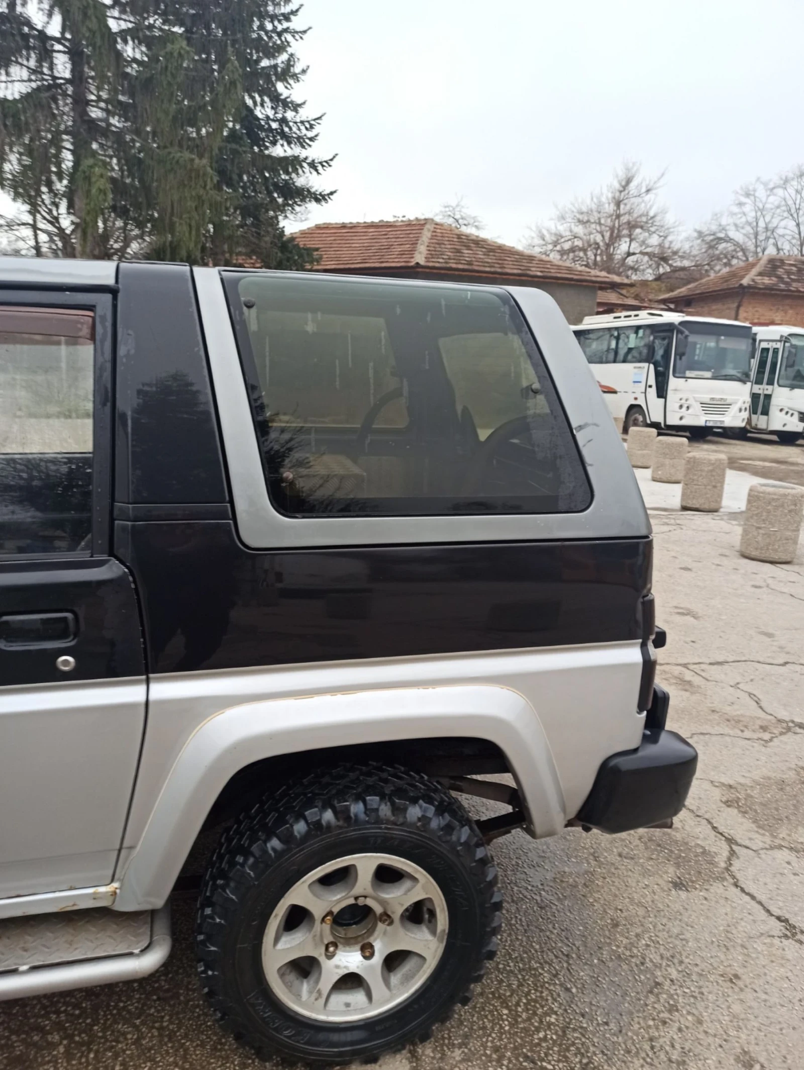 Daihatsu Feroza ГАЗ-БЕНЗИН, снимка 4 - Автомобили и джипове - 54512110