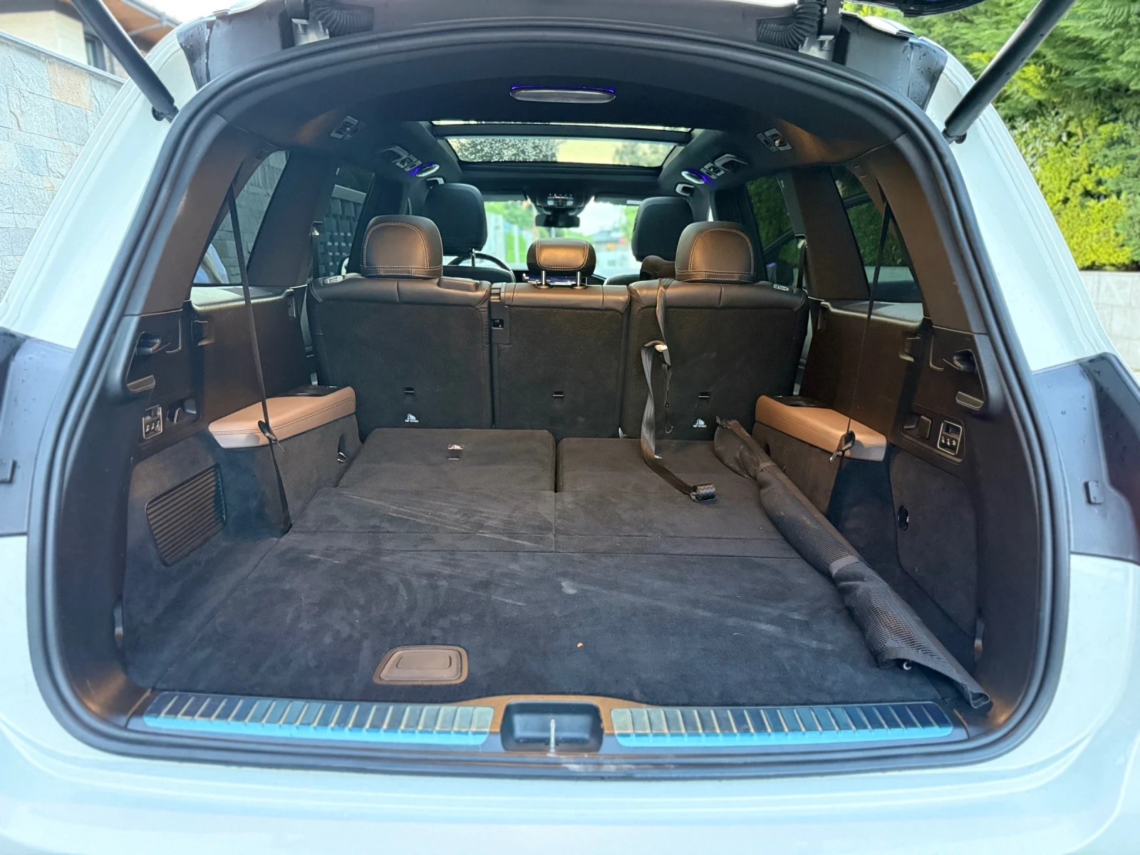 Mercedes-Benz GLS 63 AMG Възможен лизинг, снимка 13 - Автомобили и джипове - 54573090