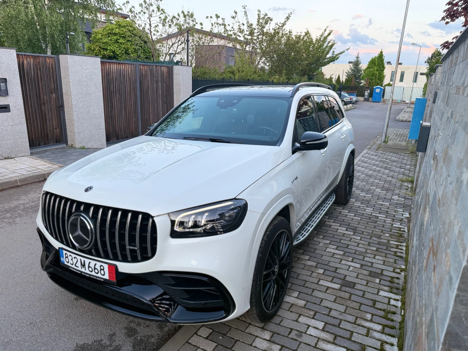 Mercedes-Benz GLS 63 AMG Възможен лизинг