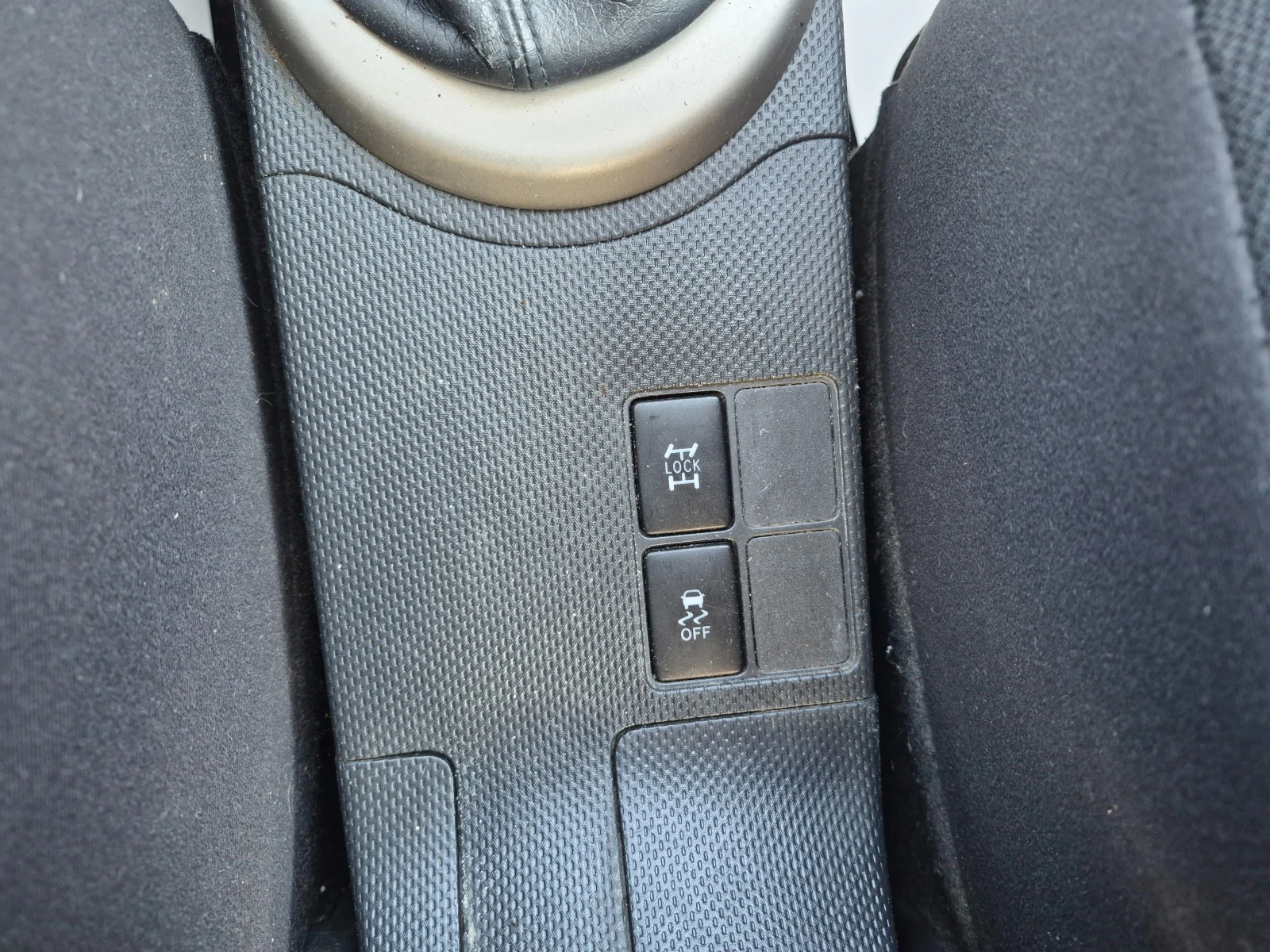 Toyota Urban Cruiser 1.4D4D, снимка 16 - Автомобили и джипове - 54626442