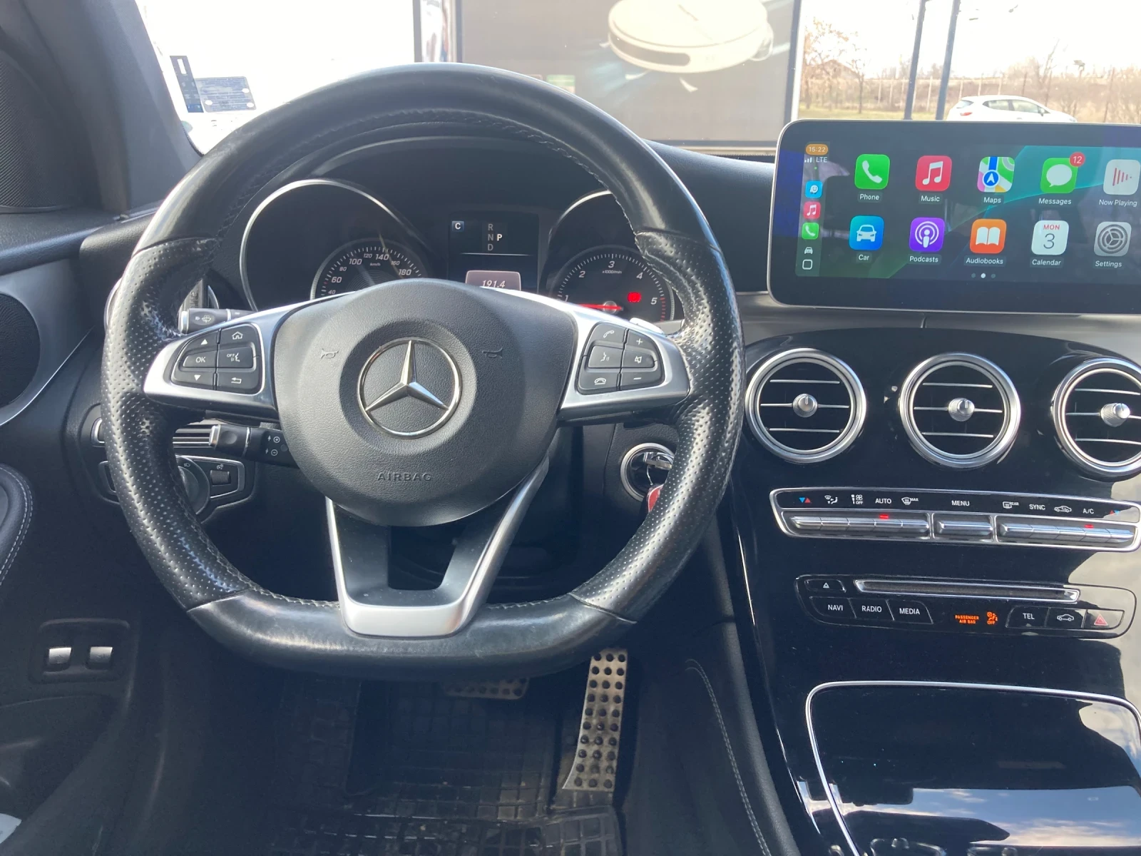 Mercedes-Benz GLC 220, снимка 4 - Автомобили и джипове - 54971807