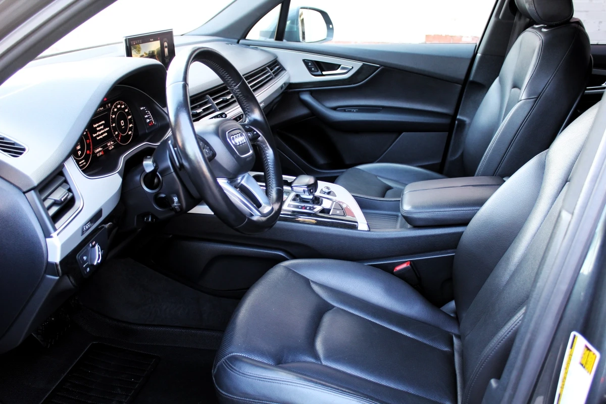 Audi Q7 3.0 TFSI Progressiv, снимка 10 - Автомобили и джипове - 55629776
