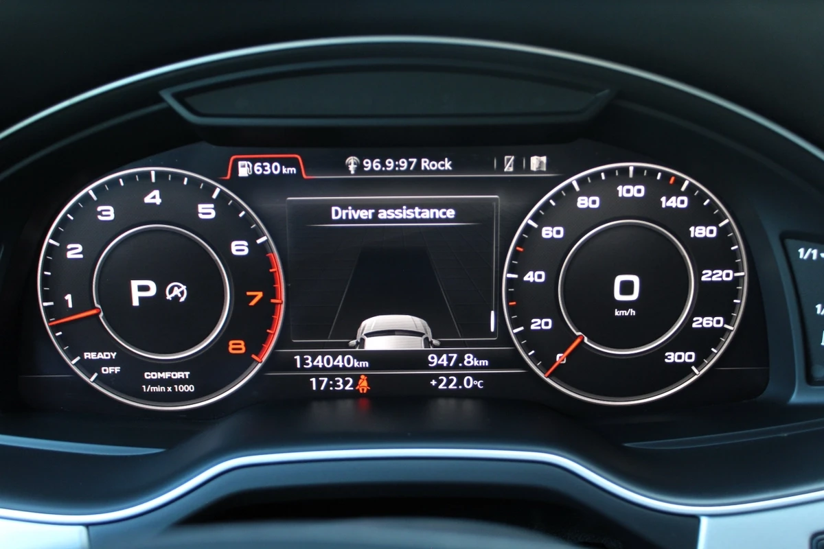 Audi Q7 3.0 TFSI Progressiv, снимка 15 - Автомобили и джипове - 55629776