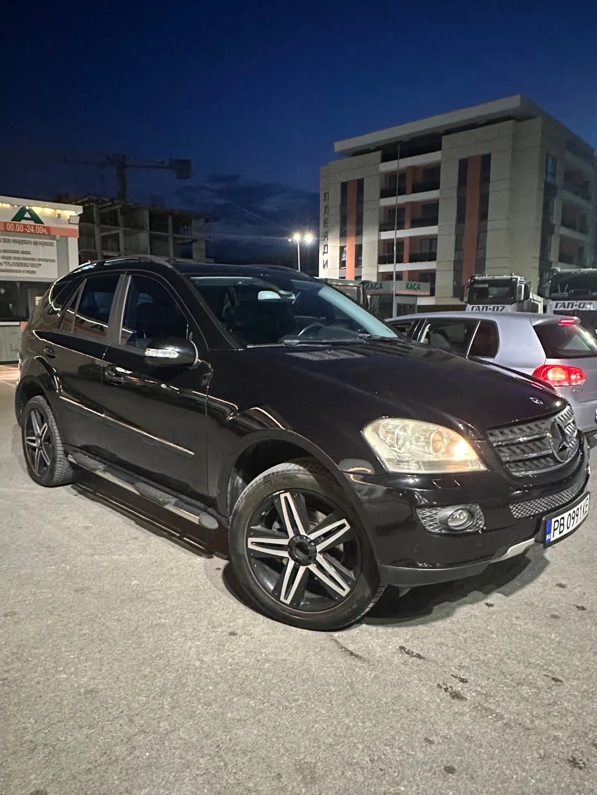 Mercedes-Benz ML 320 w 164, снимка 4 - Автомобили и джипове - 55695410