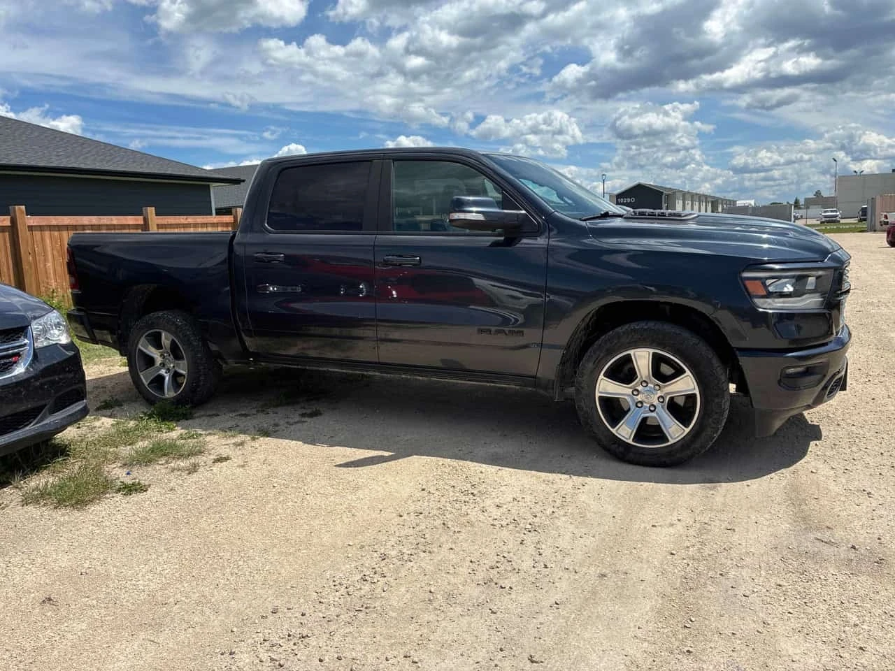Dodge RAM 1500  Sport / CARFAX / ���������� | Mobile.bg � ����������� 3
