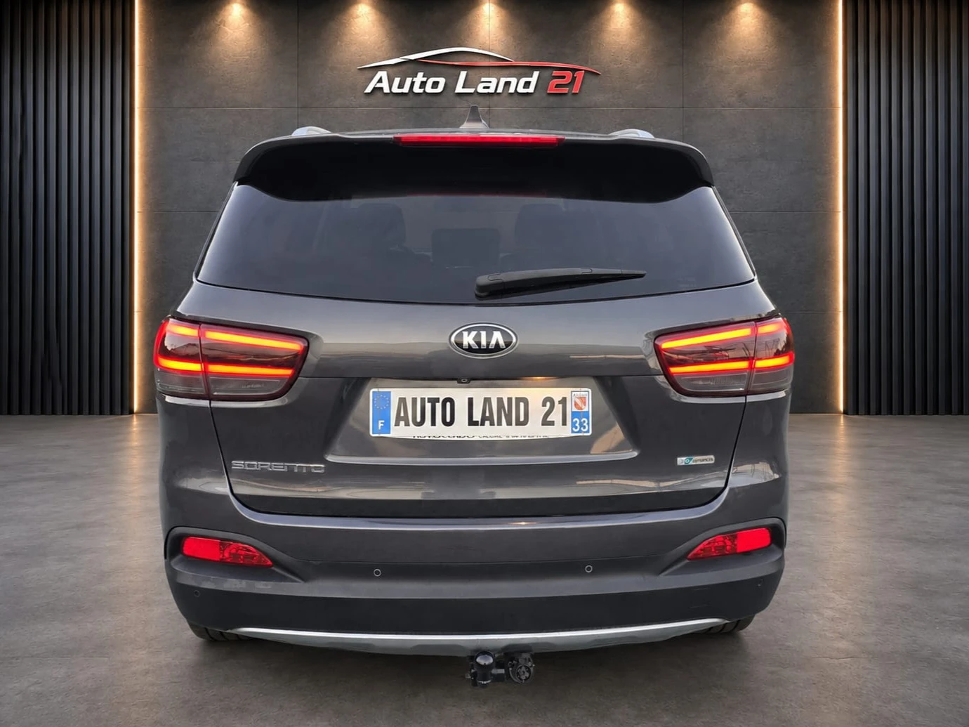 Kia Sorento 2.2CRDI* 200кс* AWD* 6+ 1* 175000км, снимка 8 - Автомобили и джипове - 55785412