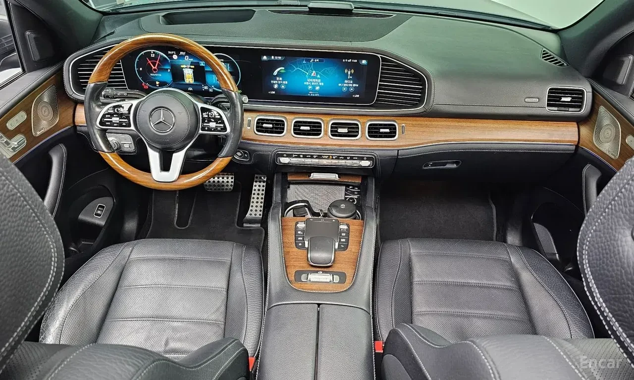 Mercedes-Benz GLS 400 AMG* LINE* BURMESTER* ОБДУХВАНЕ* ДИСТРОНИК* МАСАЖ*, снимка 6 - Автомобили и джипове - 55929830