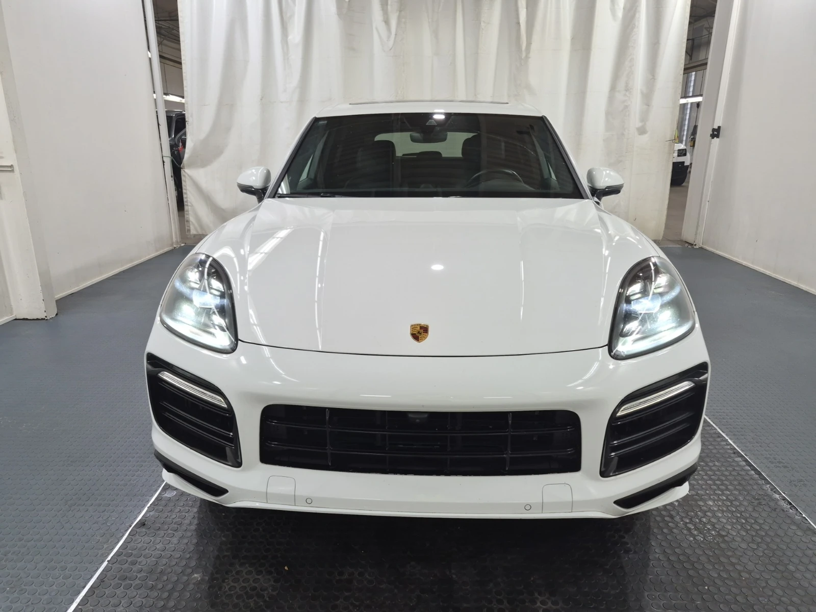 Porsche Cayenne GTS* Burmester* , снимка 3 - Автомобили и джипове - 55977445