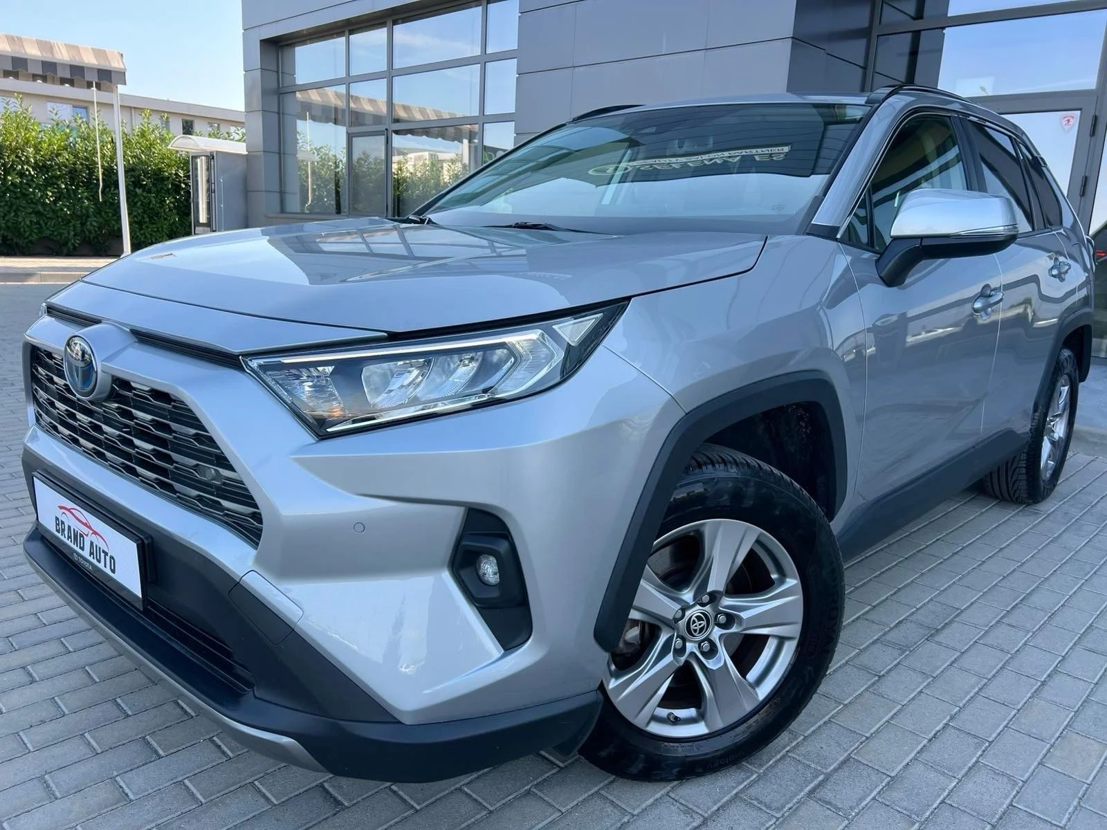 Toyota Rav4 * В ГАРАНЦИЯ от TOYOTA * 2.5 HYBRID 218 к.с 