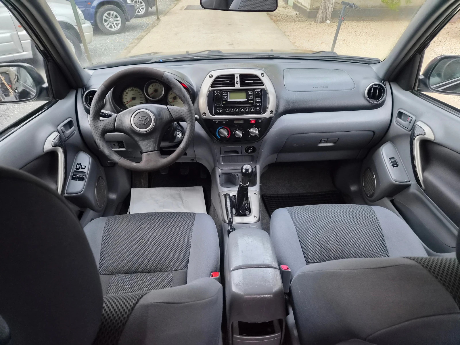 Toyota Rav4 ТОП СЪСТОЯНИЕ, снимка 8 - Автомобили и джипове - 56273845