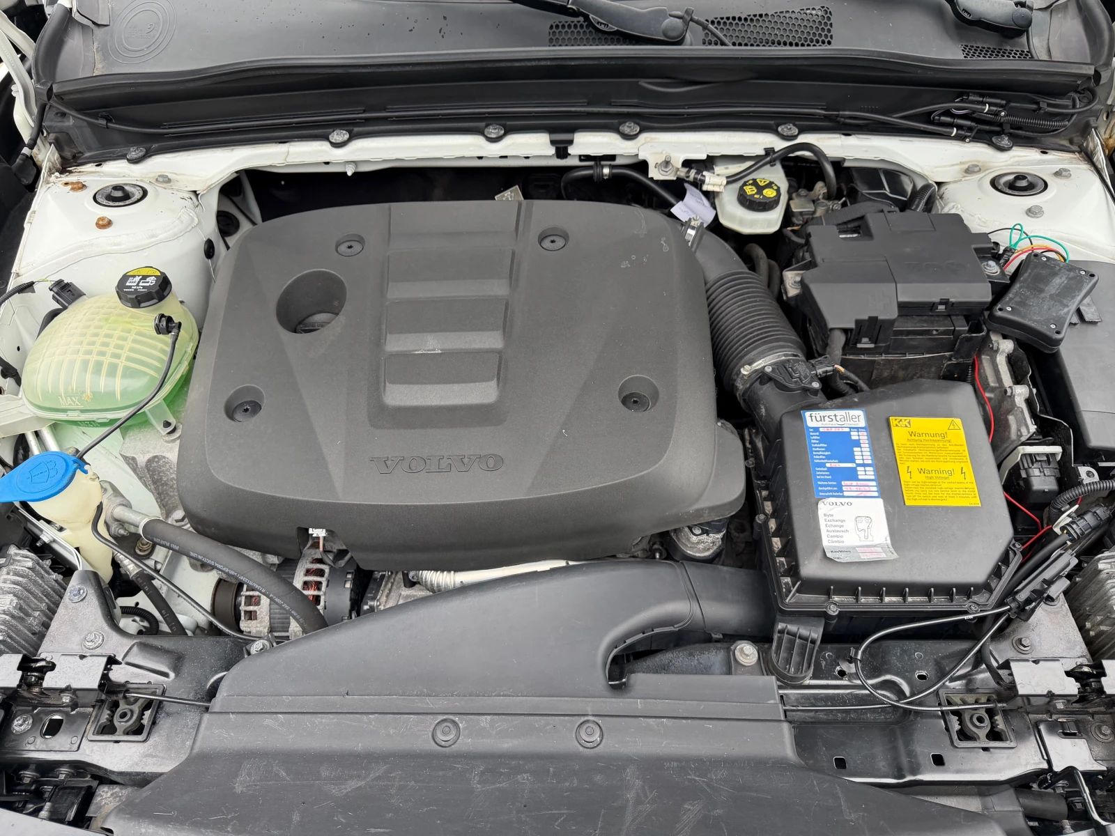 Volvo XC40 2.0d AWD.Full-Led., снимка 15 - Автомобили и джипове - 56681094