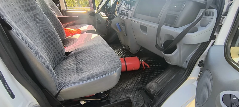 Ford Transit 3.2 tdci N1 специален, снимка 11 - Бусове и автобуси - 51592932