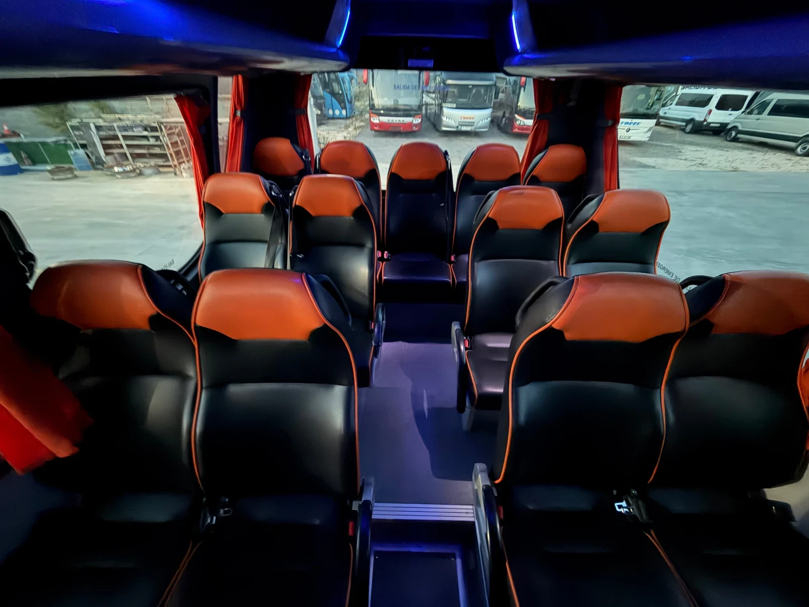 Iveco Daily 65C Unvi 30 места, снимка 6 - Бусове и автобуси - 55805848