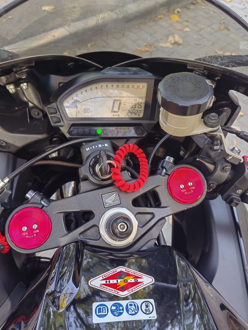 Honda Cbr SBR1000rr, снимка 2 - Мотоциклети и мототехника - 52802154