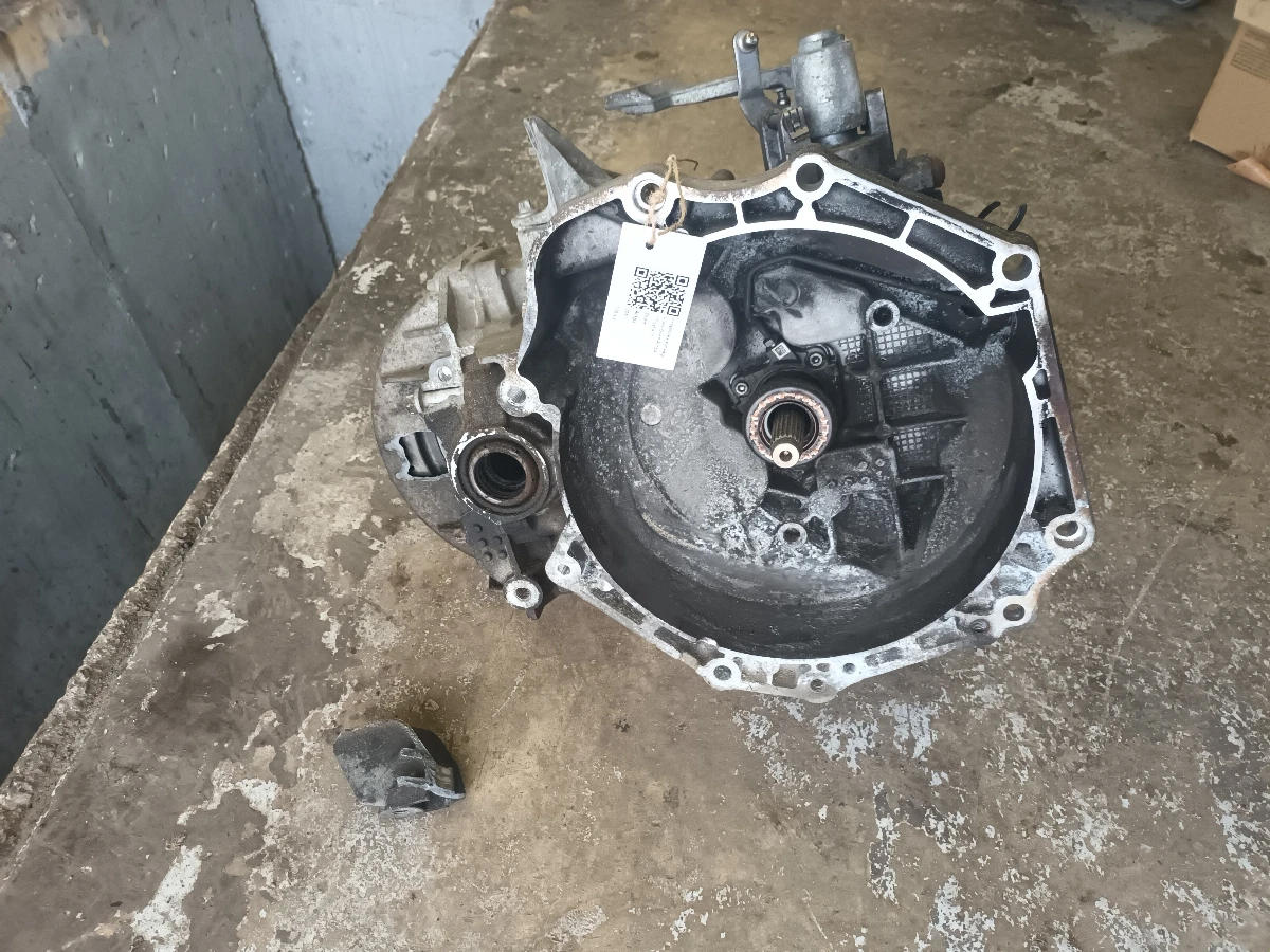 скоростна кутия ръчна Опел Астра 1.7цдти (т)