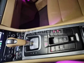Porsche 911 CARRERA 4S / CABRIO / КАФЯВ САЛОН / ЦЕНА ДО БЪЛГАР, снимка 12