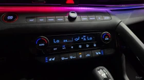 Hyundai Elantra 1.6* N-LINE* ПОДГРЕВ* ОБДУХВАНЕ* 360* АМБИЕНТНО* , снимка 17