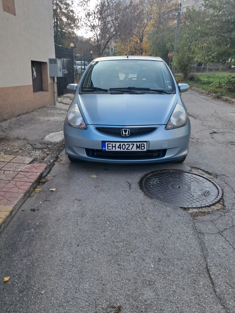 Honda Jazz 1.4 клима, снимка 1 - Автомобили и джипове - 45200571