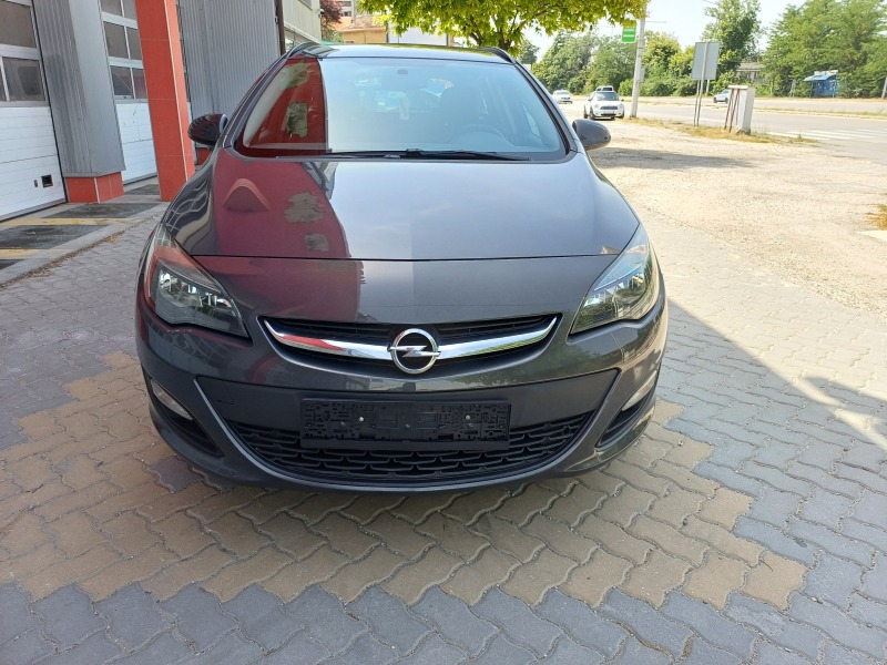 Opel Astra 1.6 CDTI, снимка 2 - Автомобили и джипове - 46308791