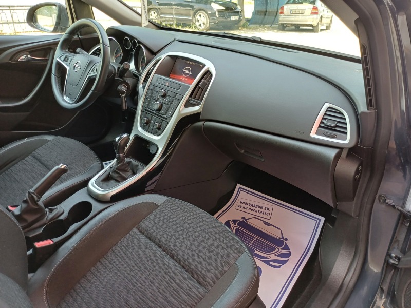 Opel Astra 1.6 CDTI, снимка 14 - Автомобили и джипове - 46308791