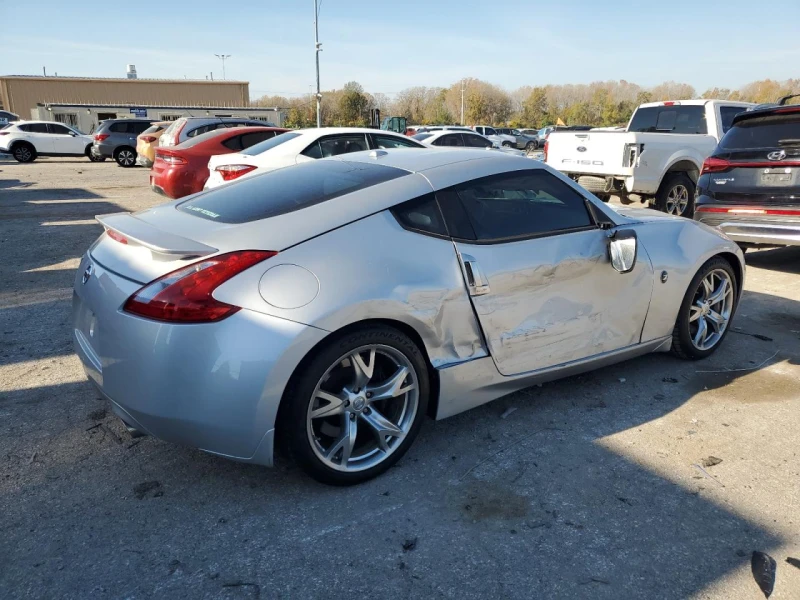 Nissan 370Z, снимка 4 - Автомобили и джипове - 47955488