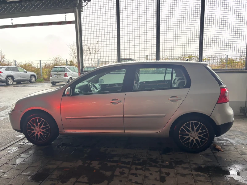 VW Golf 1.9 дизел, снимка 4 - Автомобили и джипове - 48382188