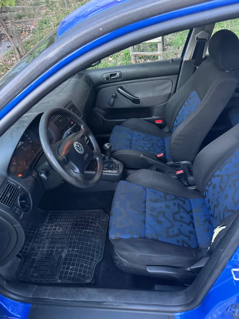 VW Golf, снимка 8 - Автомобили и джипове - 48402927