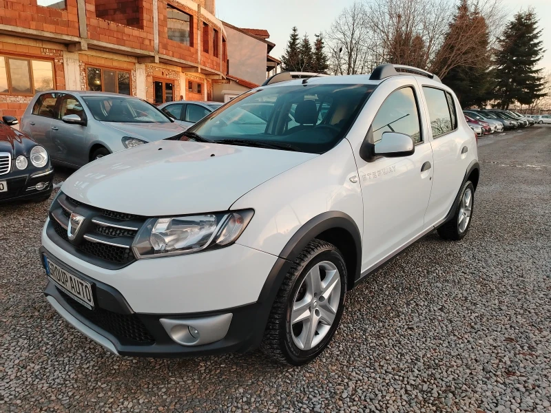 Dacia Sandero STEPWAY/1.5dci-90к.с/НАВИГАЦИЯ !!!, снимка 3 - Автомобили и джипове - 48500760