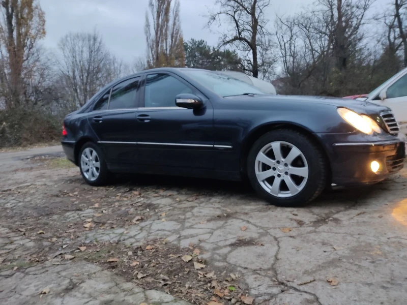 Mercedes-Benz C 220 Facelift , снимка 10 - Автомобили и джипове - 48809723