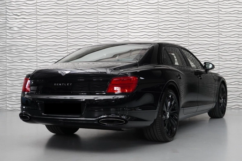 Bentley Flying Spur V8 HYBRID/NEW MODEL/MULLINER/BLACKLINE/NAIM/PANO/, снимка 7 - Автомобили и джипове - 48812232