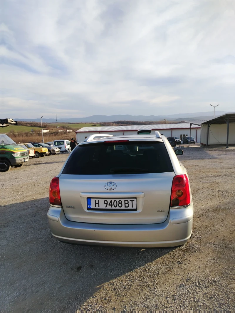 Toyota Avensis Т25, снимка 6 - Автомобили и джипове - 48896354