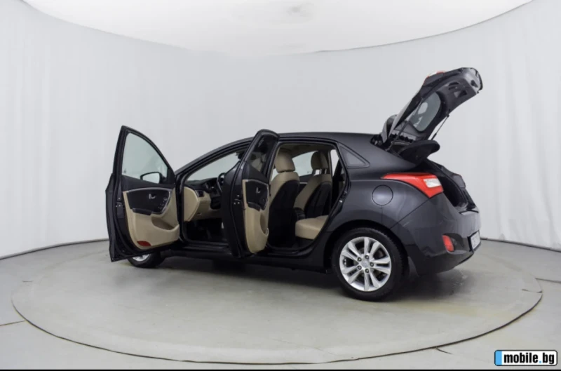 Hyundai I30 1.6 GDI 135hp хечбек, снимка 6 - Автомобили и джипове - 49864475